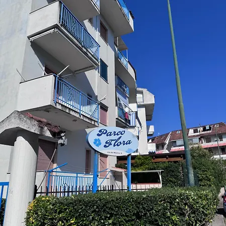 Del Parco Flora Apartment Scalea
